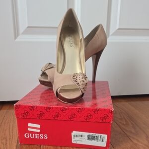 GUESS Women's Tan Peep Toe Heels